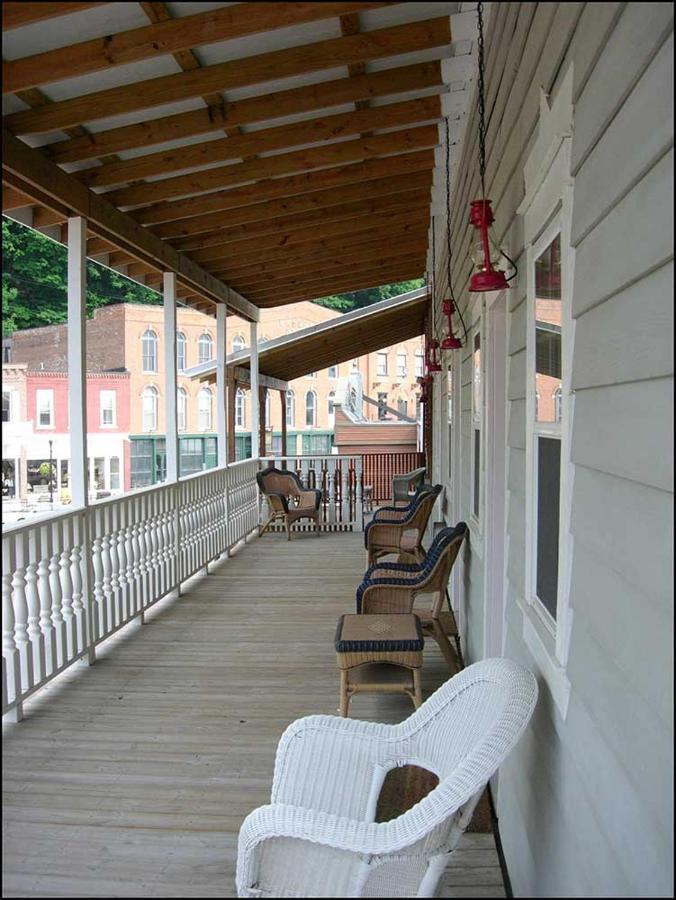Backwoods Bed And Bath Hotel McGregor Exterior foto